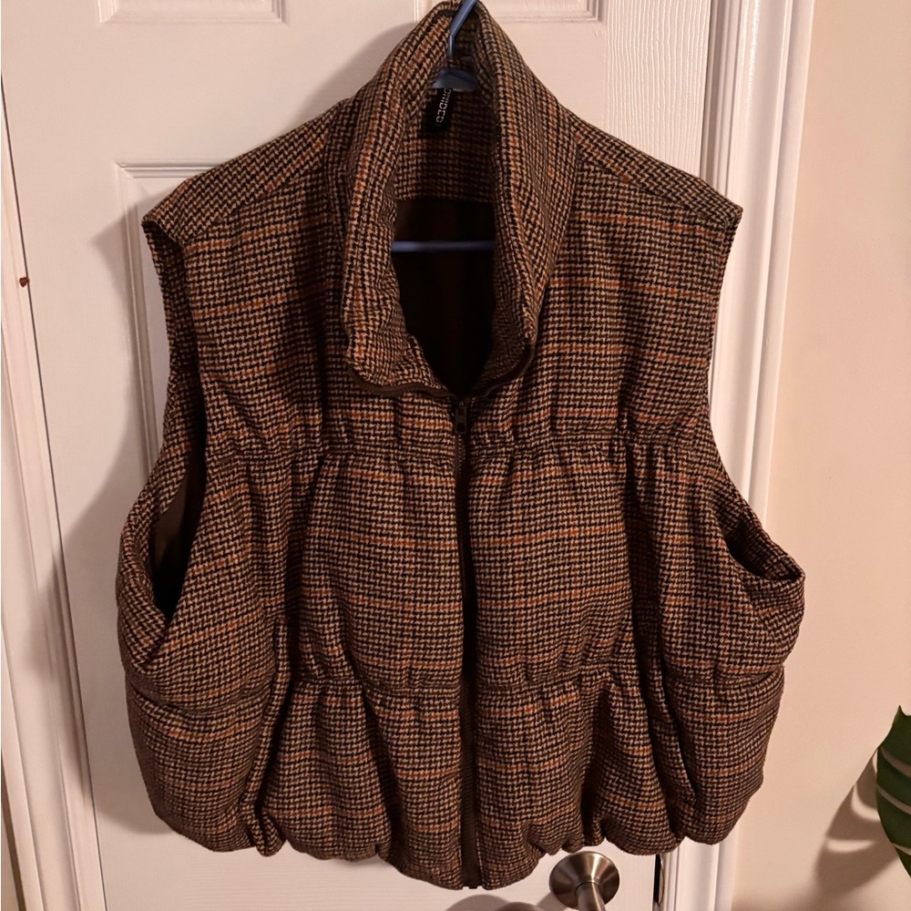 H&M - Checkered Puffer Vest